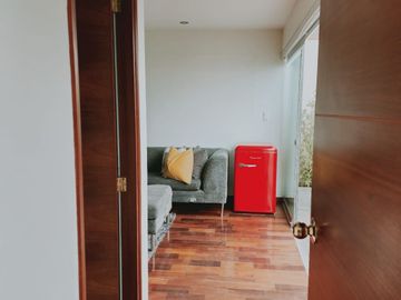 SE VENDE DUPLEX CON TERRAZA EN SURCO