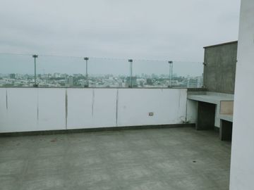 SE VENDE DUPLEX CON TERRAZA EN SURCO