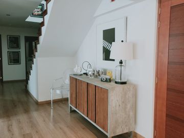 SE VENDE DUPLEX CON TERRAZA EN SURCO