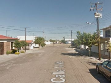 Casa con excelente ubicación de alta plusvalia. Precio de promoción por tiempo limitado. Muy por debajo de su valor comercial