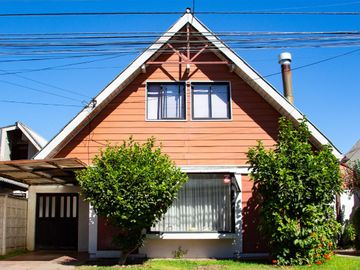 Se vende amplia casa en Parque Residencial Collao, Concepción