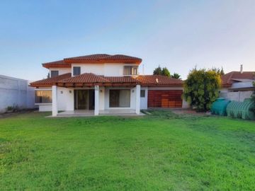 Se vende casa en Condominio Los Pensamientos de Rinconada de Los Andes