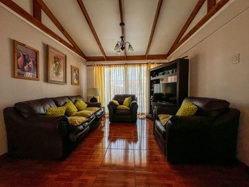 Acogedora  y amplia casa en venta en sindempart. Coquimbo.