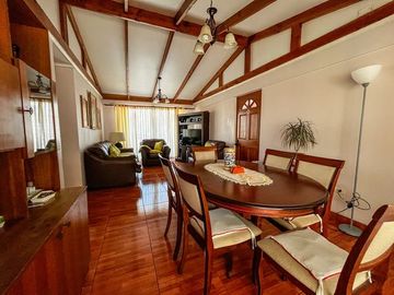 Acogedora  y amplia casa en venta en sindempart. Coquimbo.