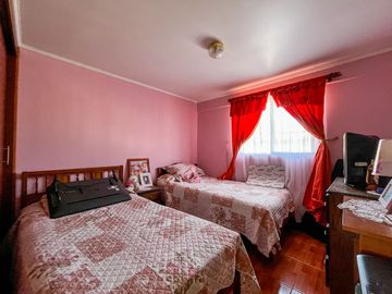 Acogedora  y amplia casa en venta en sindempart. Coquimbo.