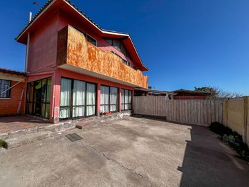 Acogedora  y amplia casa en venta en sindempart. Coquimbo.