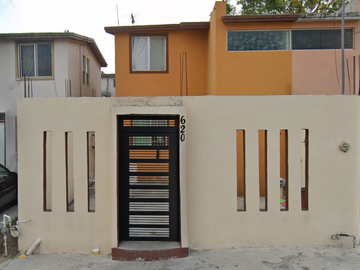 🔥 Casa en Hacienda Los Ayala – ¡Gran oportunidad!