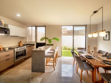 CASA EN GALERIAS SANTA ANITA 4 HABITACIONES ACABADOS DE MARMOL