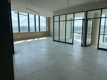 Oficina completa en Venta en Distrito V