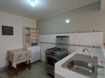 VENTA DE CASA TRES PISOS EN ICA
