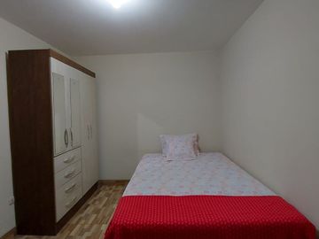 VENTA DE CASA TRES PISOS EN ICA