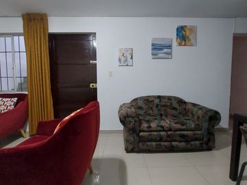 VENTA DE CASA TRES PISOS EN ICA