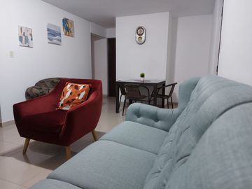 VENTA DE CASA TRES PISOS EN ICA