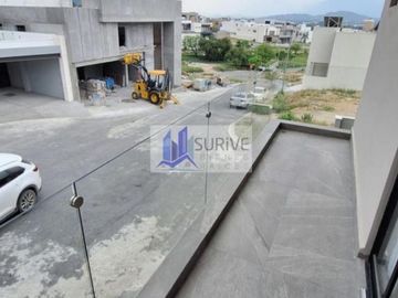 CASA EN VENTA BOSQUES DE LAS MISIONES SECTOR ENCINO CARRETERA NACIONAL ZONA SUR MONTERREY NL