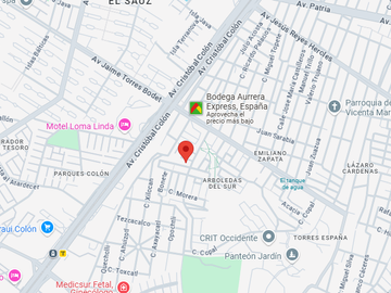 Casa ubicada en colonia Arboledas del Sur Guadalajara, Jalisco. Con 2 recamaras y 105m2. Entre Av. Cristóbal Colón y Av. De Los Ahuehuetes.