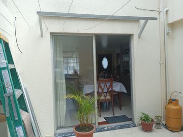 En Venta Casa Jardines de Carcelén, frente a Yambal