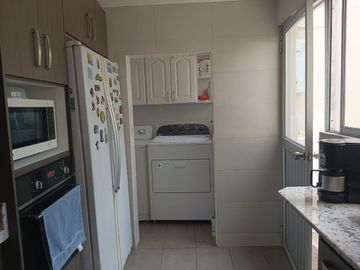 En Venta Casa Jardines de Carcelén, frente a Yambal