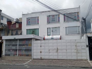 VENTA DE EDIFICIO COMERCAILA JIPIJAPA