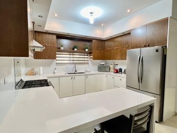 Venta - Casa de una planta en Cárdeno Residencial