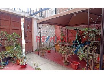 Se Vende Terreno De 120 M2 En San Juan De Lurigancho 🏡