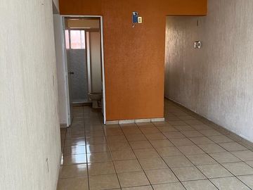 SE VENDE CASA EN PRADERAS DEL SOL, 90 METROS DE TERRENO Y 61 METROS DE CONSTUCCIÓN.