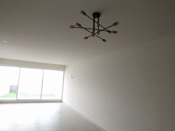 OPORTUNIDAD CASA RESIDENCIAL CAMPO AZUL SLP