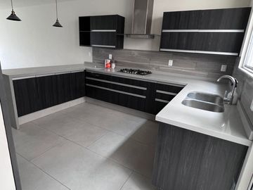 OPORTUNIDAD CASA RESIDENCIAL CAMPO AZUL SLP