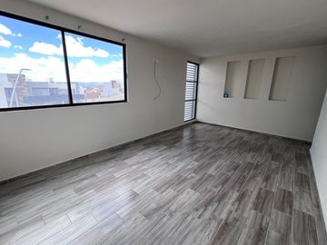 OPORTUNIDAD CASA RESIDENCIAL CAMPO AZUL SLP