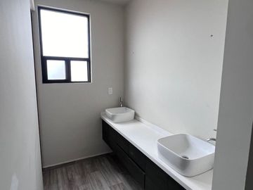 OPORTUNIDAD CASA RESIDENCIAL CAMPO AZUL SLP