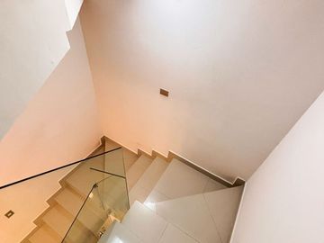 SE VENDE CASA EN CUMBRES