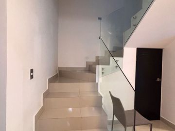 SE VENDE CASA EN CUMBRES