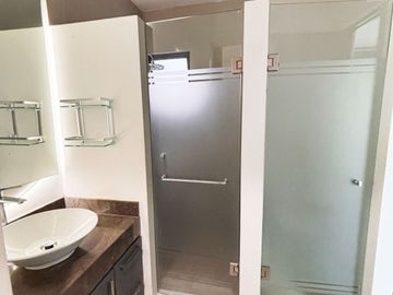 SE VENDE CASA EN CUMBRES