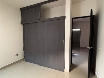 SE VENDE CASA EN CUMBRES