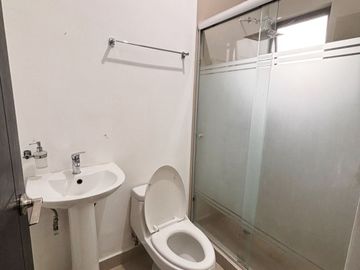 SE VENDE CASA EN CUMBRES