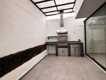SE VENDE CASA EN CUMBRES