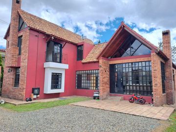 🏡 Exclusiva Casa Campestre en Chía – Un Refugio de Tranquilidad y Elegancia 🏡