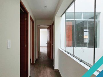 DEPARTAMENTO 4TO PISO EN VENTA 105 M2 URB. MAYORAZGO – ATE