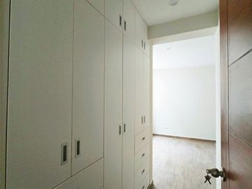 DEPARTAMENTO 4TO PISO EN VENTA 105 M2 URB. MAYORAZGO – ATE