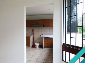 DEPARTAMENTO 2DO PISO EN VENTA 110 M2 AV. MELGAREJO – LA MOLINA