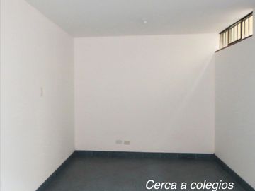 DEPARTAMENTO 2DO PISO EN VENTA 110 M2 AV. MELGAREJO – LA MOLINA