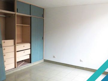 DEPARTAMENTO 2DO PISO EN VENTA 110 M2 AV. MELGAREJO – LA MOLINA