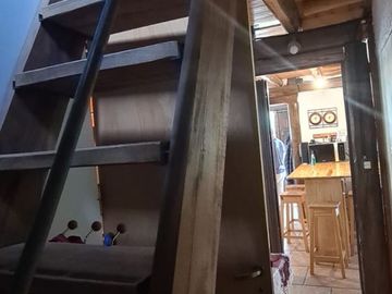 VÓRTICE INMOBILIARIA VENDE CASA EN BARRIO ALTO CHALLAO, MENDOZA
