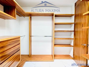 Casa Nueva en Venta Solares Coto Azent Zona Real Zapopan