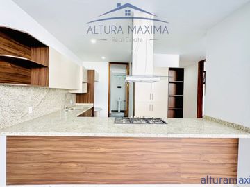 Casa Nueva en Venta Solares Coto Azent Zona Real Zapopan