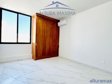 Casa Nueva en Venta Solares Coto Azent Zona Real Zapopan