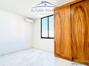 Casa Nueva en Venta Solares Coto Azent Zona Real Zapopan