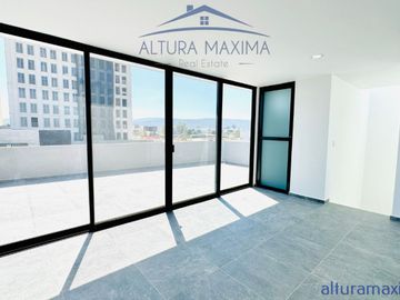 Casa Nueva en Venta Solares Coto Azent Zona Real Zapopan