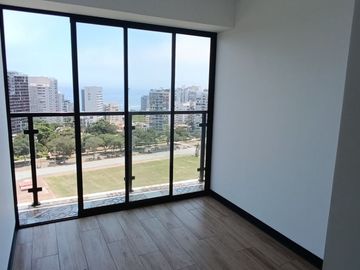 Vendo Departamento de Estreno en Barranco