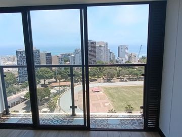 Vendo Departamento de Estreno en Barranco