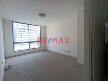 Departamento En La Av 2 De Mayo En San Isidro